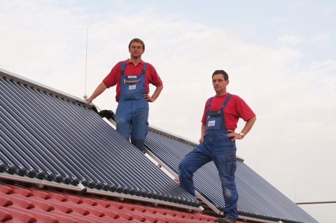 德国屋顶<a href=/topic/1206.html target=_blank>太阳能</a>集热器一瞥