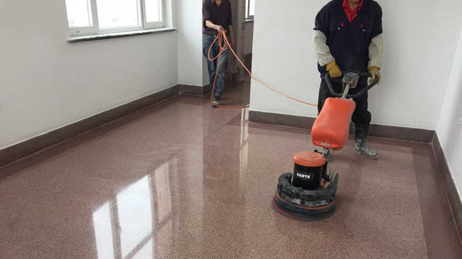 地面固化剂处理后的地面