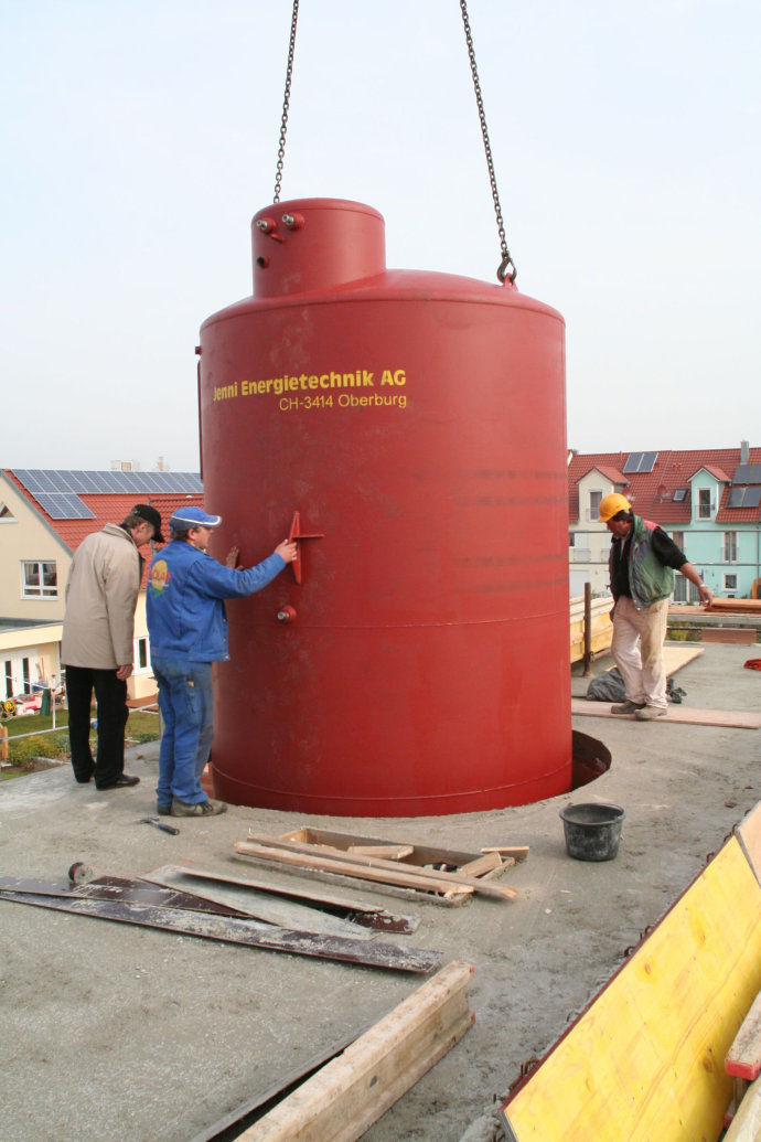 不一样的<a href=/topic/1327.html target=_blank><a href=/topic/1206.html target=_blank>太阳能</a>利用</a>方式在欧洲