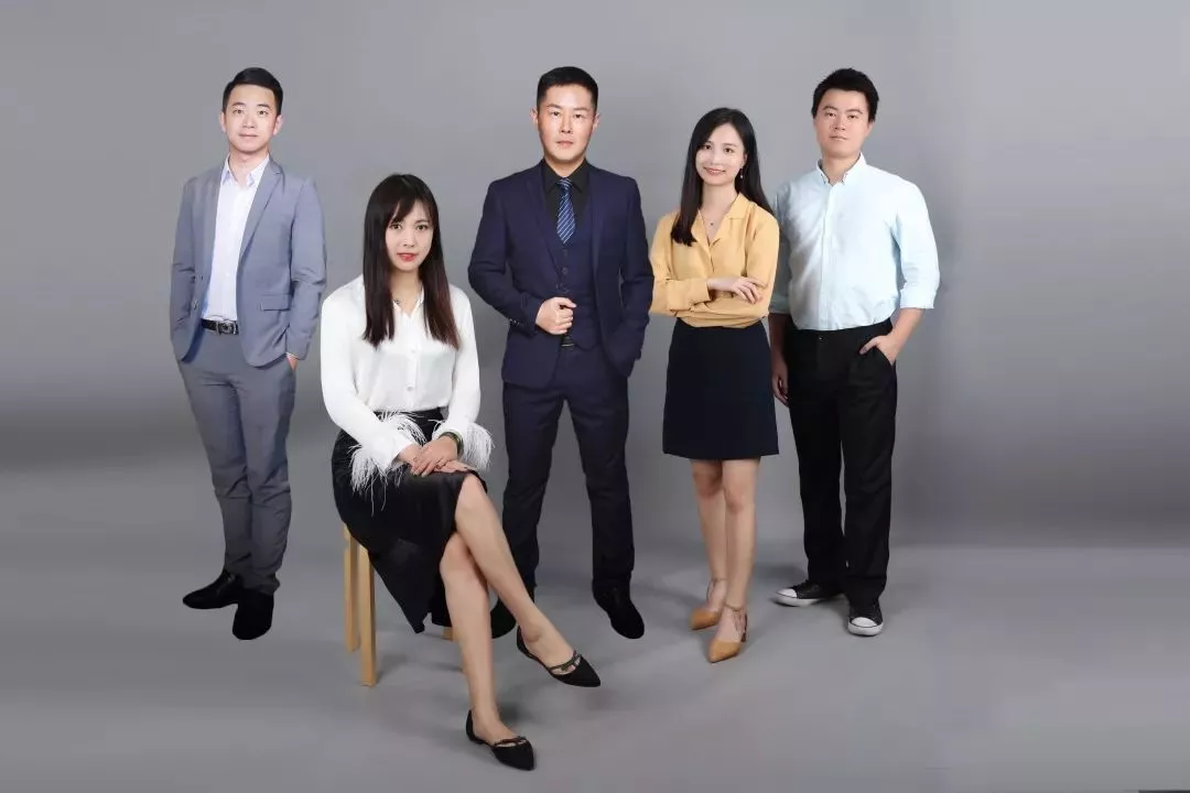 富士康公关姚鹏10年经验前财经记者帮B2B品牌传播落地-闻远达诚管理咨询
