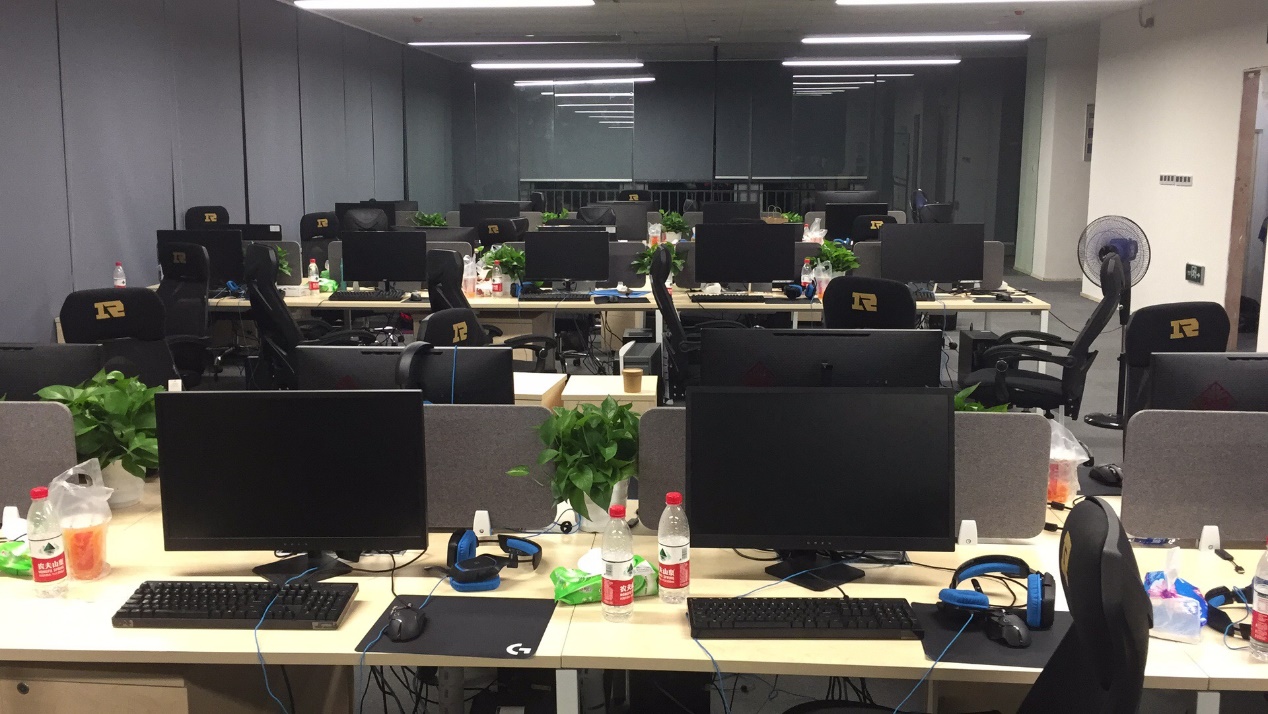 【RNG电竞体验营】打完这场比赛，我就回家好好学习